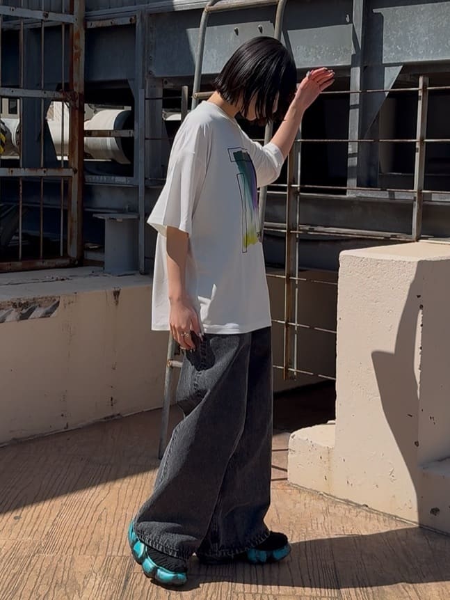 川本葵さんの「tk.TAKEO KIKUCHI｜◆【Aラインシリーズ】デニム」を使ったコーディネート