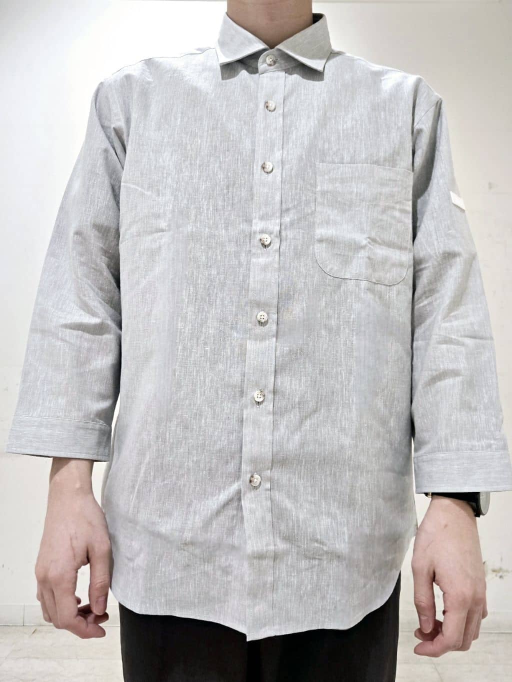 白木駆さんの「TAKEO KIKUCHI｜【抗菌防臭／5サイズ展開】ハイゲージポンチ Tシャツ」を使ったコーディネート