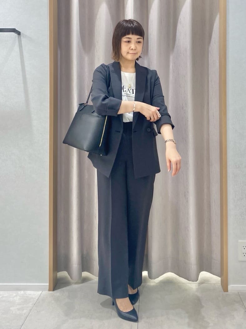 AKKOさんの「UNTITLED｜◆【接触冷感/UV/セットアップ可能】ライトウェイト ワイドパンツ」を使ったコーディネート