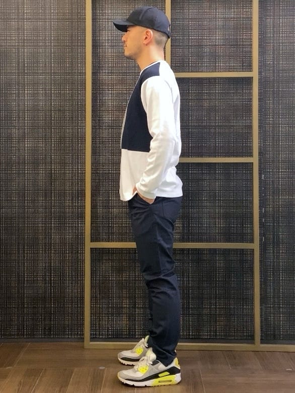 くらさんの「THE SHOP TK｜【オールシーズン穿ける！】7DAYSストレッチへリンボンパンツ　ON&hArr;OFF兼用」を使ったコーディネート