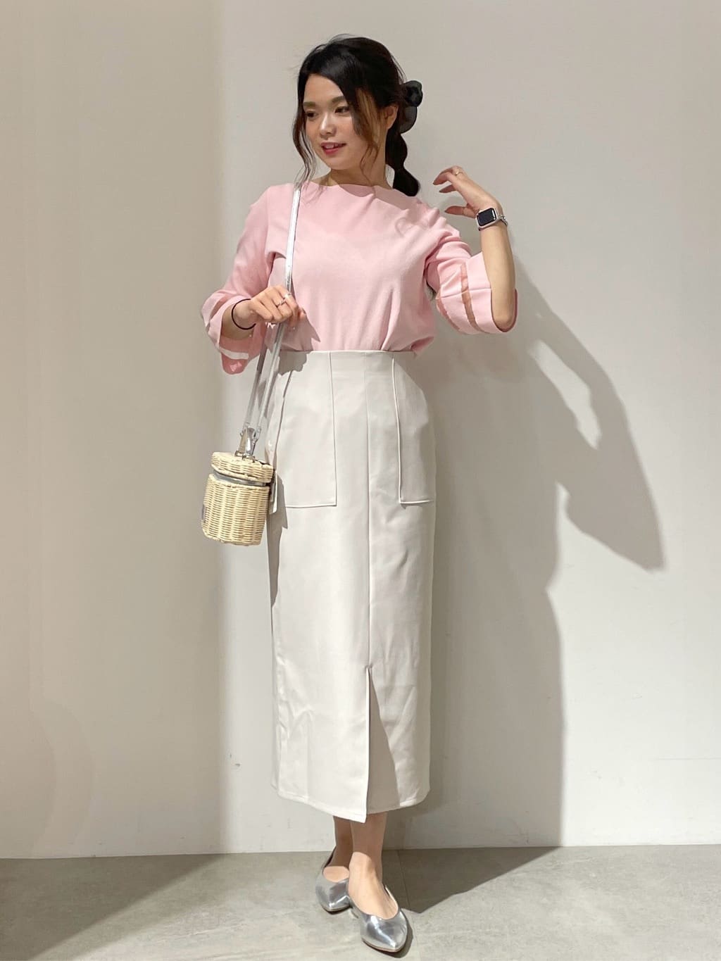 kanahoさんの「OPAQUE.CLIP｜◆《6色展開》シアーボーダーフレアスリーブニット【洗濯機洗い可】」を使ったコーディネート