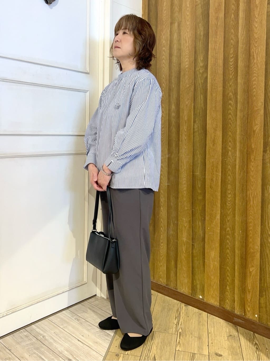 yuriyuriさんの「SHOO･LA･RUE｜◆【洗える/しわになりにくい】脚のラインを拾いにくい スマートイージー ワイドパンツ」を使ったコーディネート
