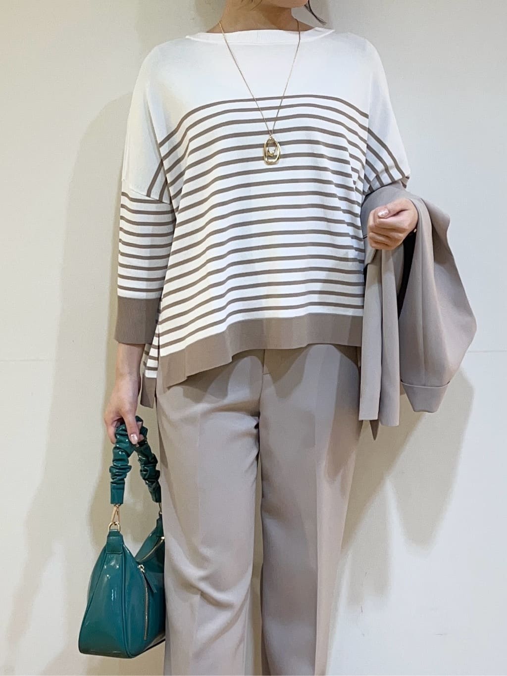 アイナさんの「UNTITLED｜」を使ったコーディネート