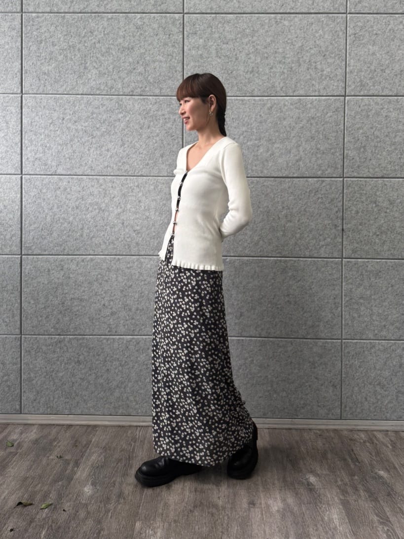 designer yukaさんの「CODE A｜petit flower skirt」を使ったコーディネート