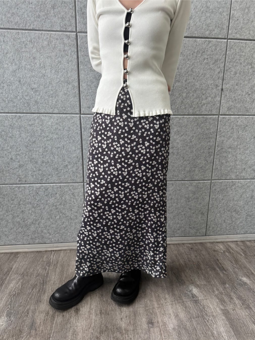 designer yukaさんの「CODE A｜petit flower skirt」を使ったコーディネート