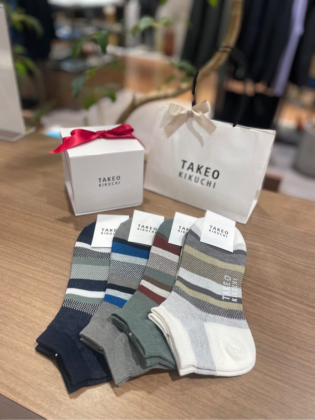 南薗大地さんの「TAKEO KIKUCHI｜」を使ったコーディネート