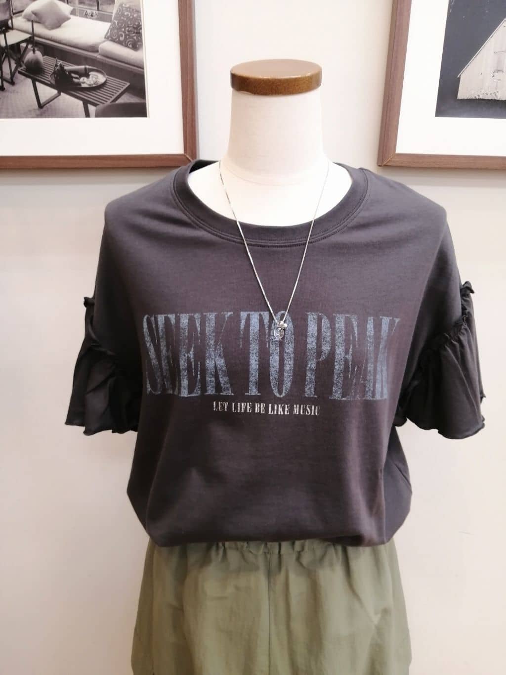 maiさんの「SHOO･LA･RUE｜◆大人のカジュアルコーデに 私にフィットする ニットサンダル」を使ったコーディネート