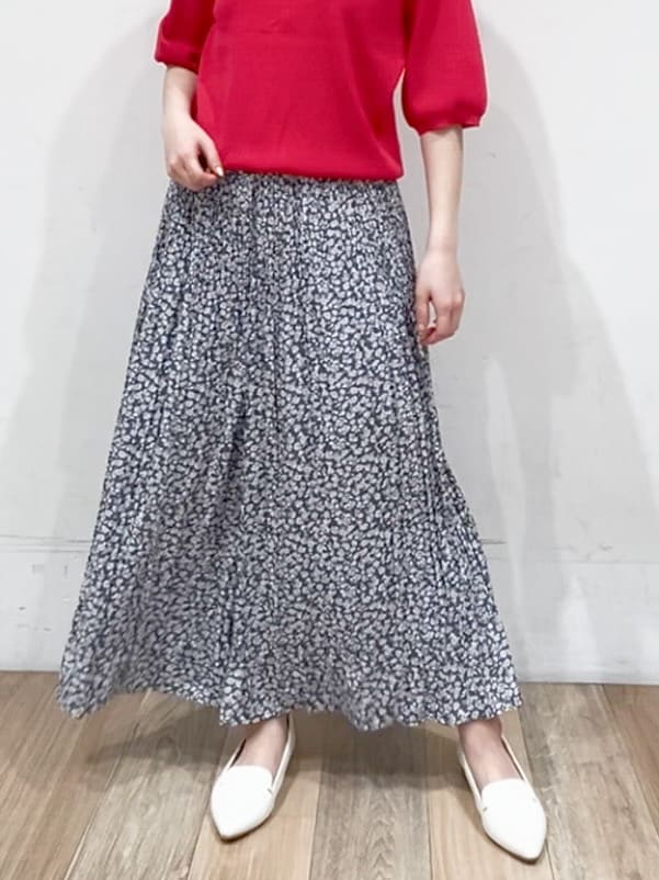 山さんさんの「grove｜メタルパーツローファーパンプス【晴雨兼用】」を使ったコーディネート