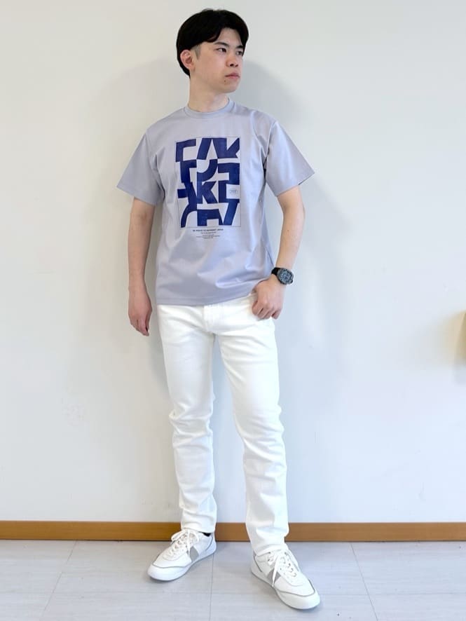 イッシーさんの「TAKEO KIKUCHI｜【Sサイズ～】ストレッチ デニム パンツ」を使ったコーディネート