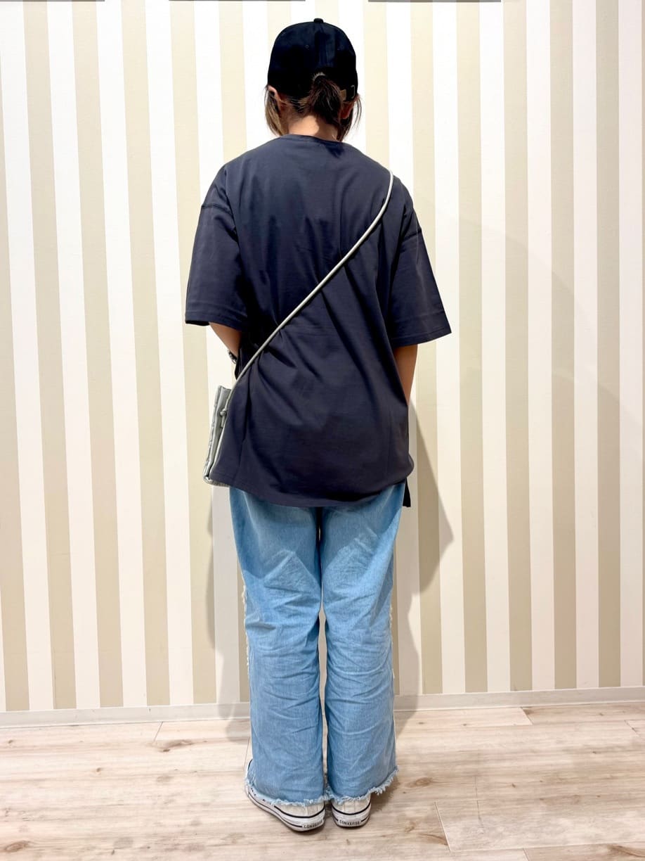 pieceさんの「SHOO･LA･RUE｜◆ロゴ刺繍キャップ」を使ったコーディネート
