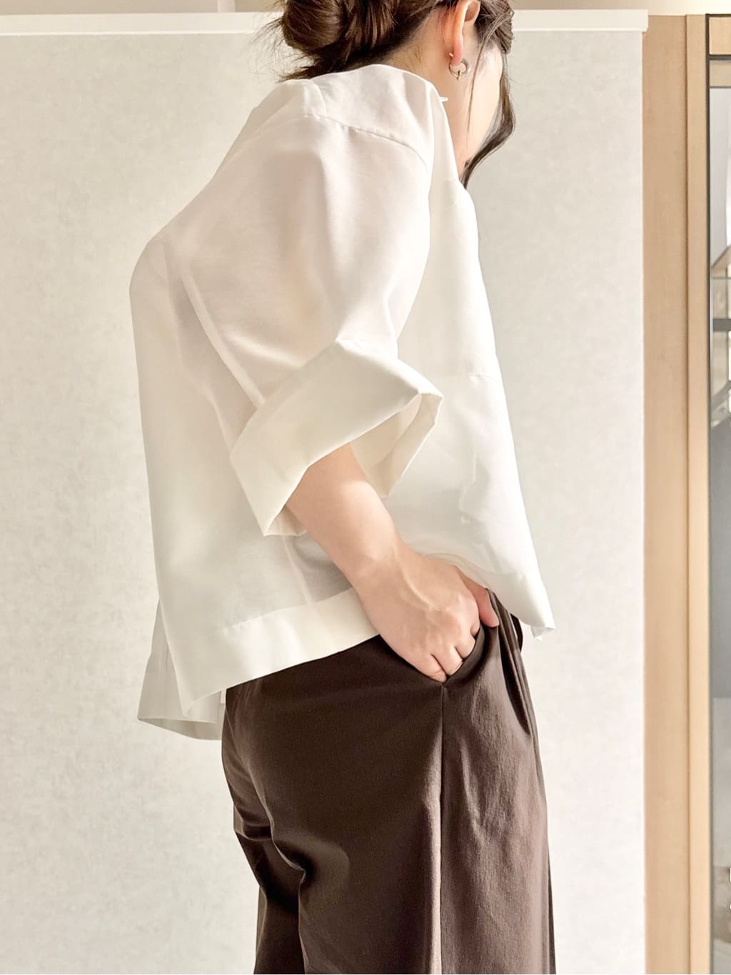 sayuさんの「UNTITLED｜◆【セットアップ可能】オーガンジーボクシーシャツ」を使ったコーディネート