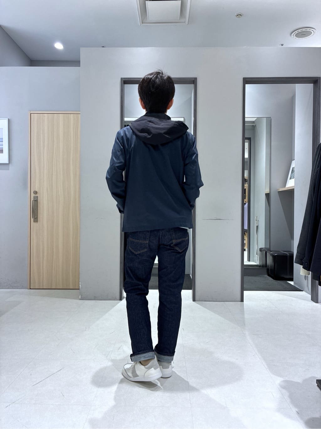 わいずみさんの「TAKEO KIKUCHI｜【抗菌防臭／5サイズ展開】ハイゲージポンチ Tシャツ」を使ったコーディネート