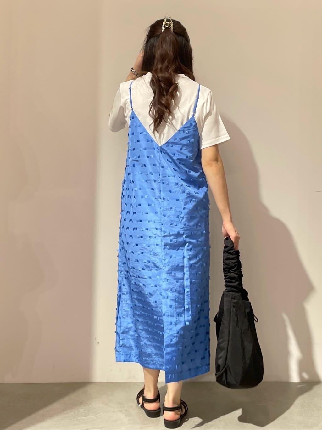 kanahoさんの「OPAQUE.CLIP｜◆アソートロゴTシャツ【洗濯機洗い可】」を使ったコーディネート