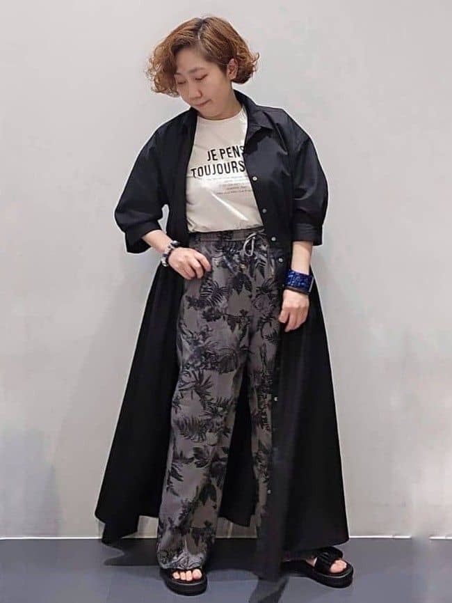 ゆきをさんの「OPAQUE.CLIP｜◆《5色展開》フィット＆フレアシャツワンピース【洗濯機洗い可】」を使ったコーディネート