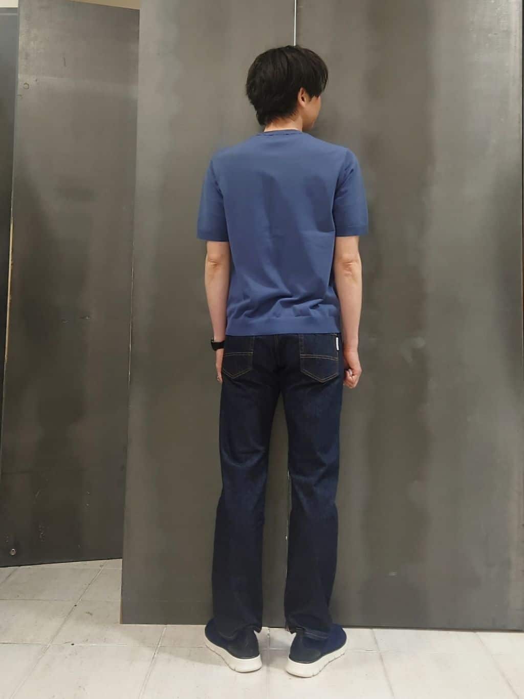 kawamuさんの「TAKEO KIKUCHI｜【モンスターストレッチ】日本製 ワンウォッシュ デニムパンツ」を使ったコーディネート