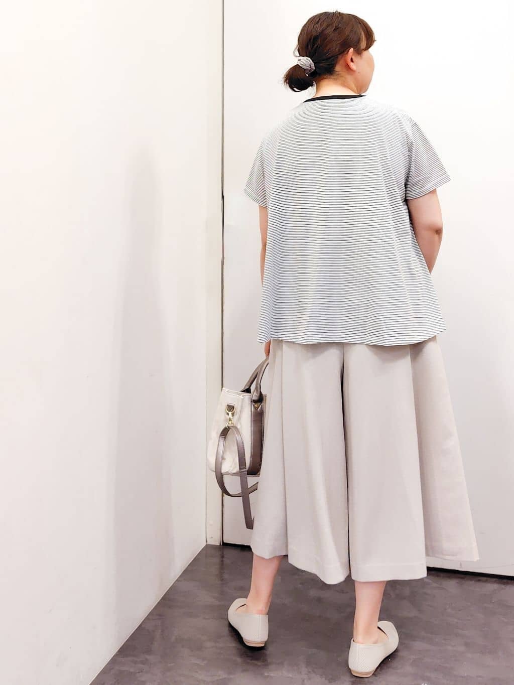 こんちゃんさんの「grove｜【Lee&times;grove別注】HALF SLEEVE FLARE T-SHIRTS」を使ったコーディネート