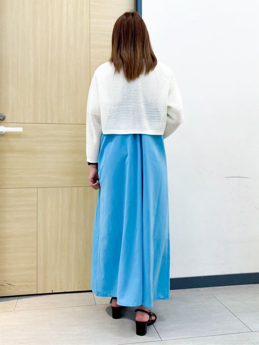nanaさんの「grove｜◆たっぷりギャザーが揺れる、華やかなキャミワンピース」を使ったコーディネート