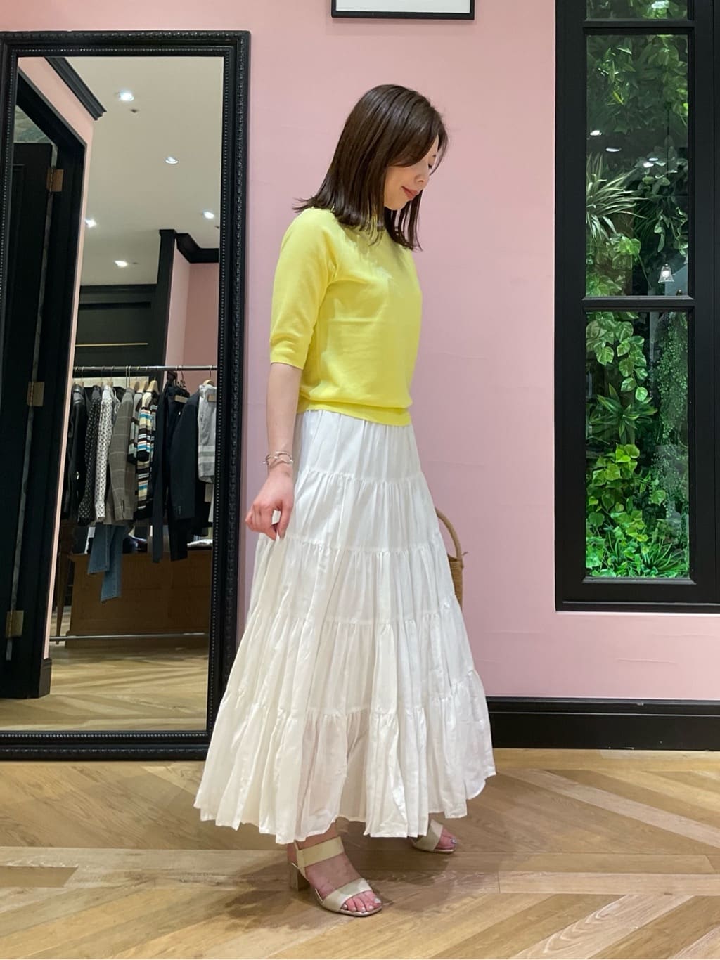 maruさんの「DRESSTERIOR｜◆洗える/コットンボイルティアードスカート」を使ったコーディネート