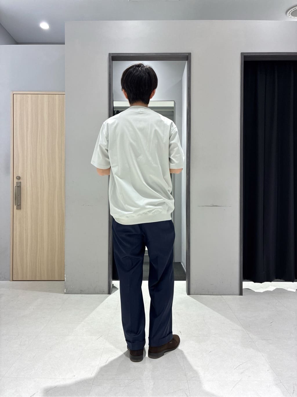 わいずみさんの「TAKEO KIKUCHI｜【抗菌防臭／5サイズ展開】ハイゲージポンチ Tシャツ」を使ったコーディネート