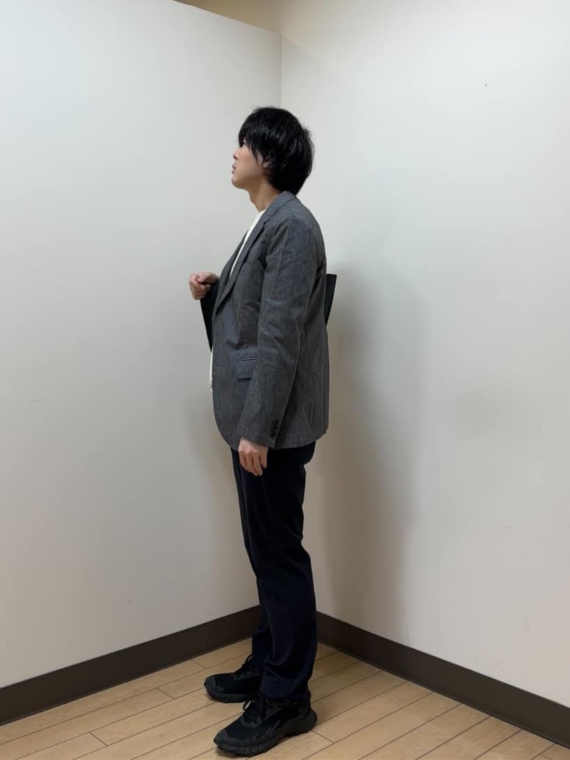 あきやまさんの「TAKEO KIKUCHI｜【抗菌防臭／5サイズ展開】ハイゲージポンチ Tシャツ」を使ったコーディネート
