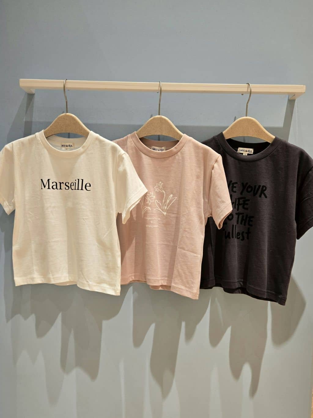 harumiruさんの「SHOO･LA･RUE｜◆【100-150cm/親子リンク】アソートプリントTシャツ」を使ったコーディネート