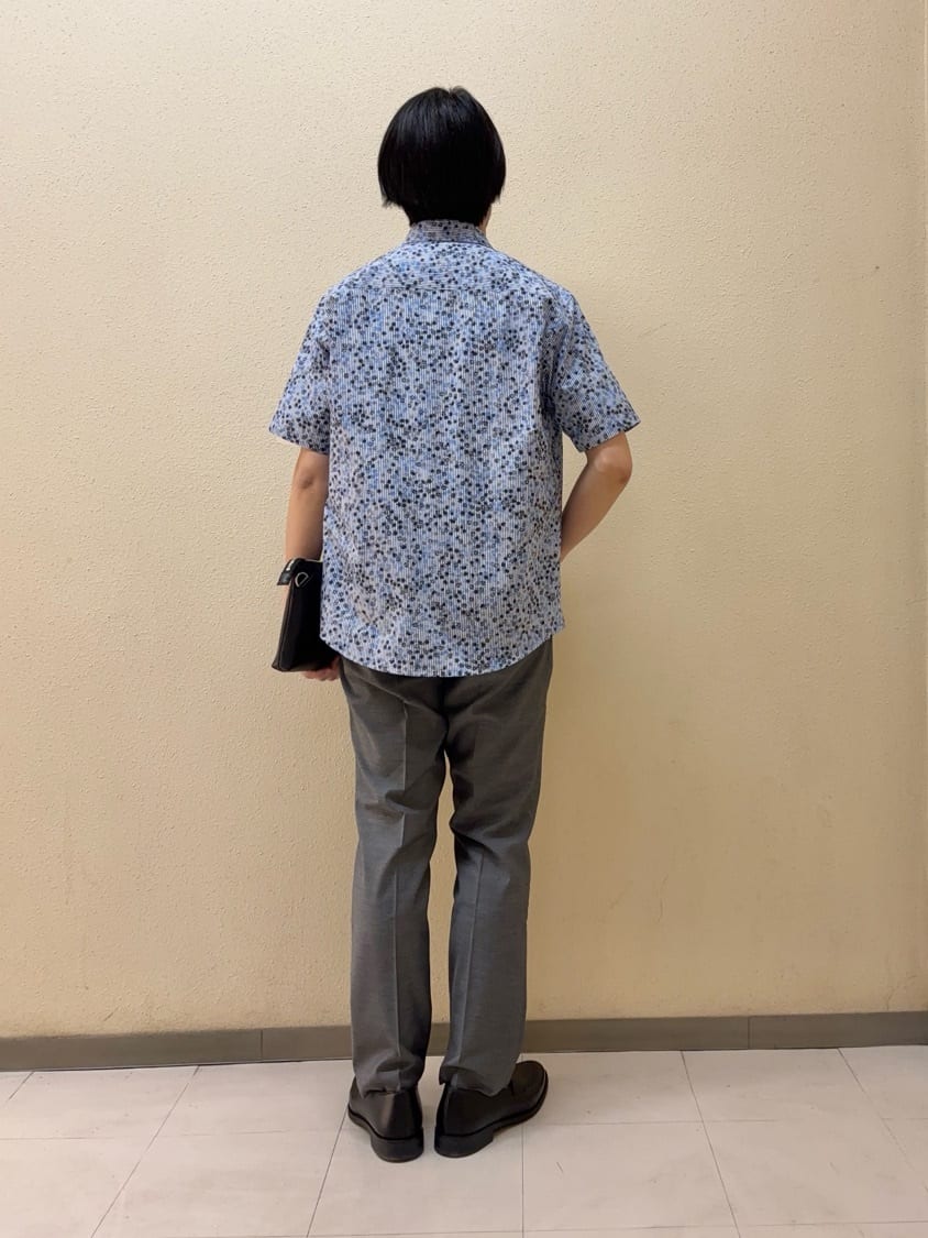 及川さんの「TAKEO KIKUCHI｜【抗菌防臭／5サイズ展開】ハイゲージポンチ Tシャツ」を使ったコーディネート