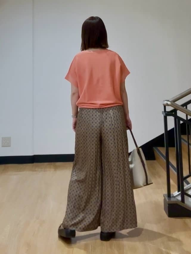 MIKIKOさんの「UNTITLED｜◆【セットアップ可能/ウエストゴム】小紋柄パンツ」を使ったコーディネート