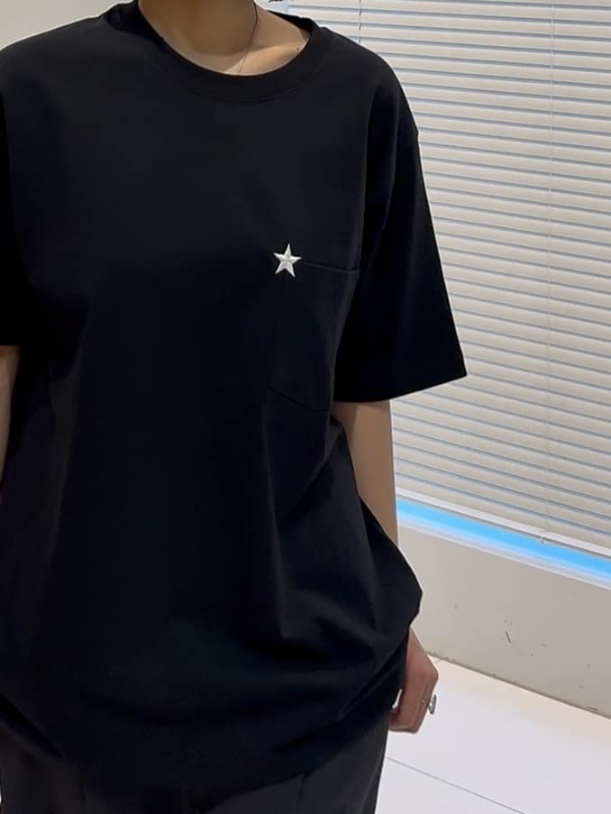 川本葵さんの「tk.TAKEO KIKUCHI｜◆スターTシャツアソート」を使ったコーディネート
