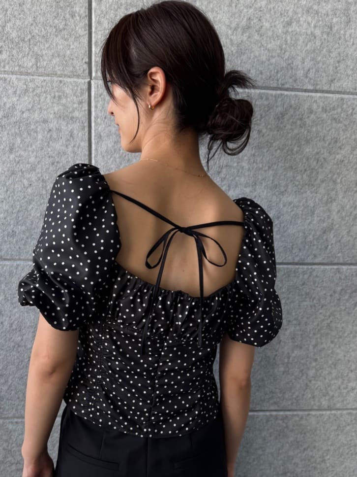 uchi__yamaさんの「CODE A｜polka dot blouse」を使ったコーディネート