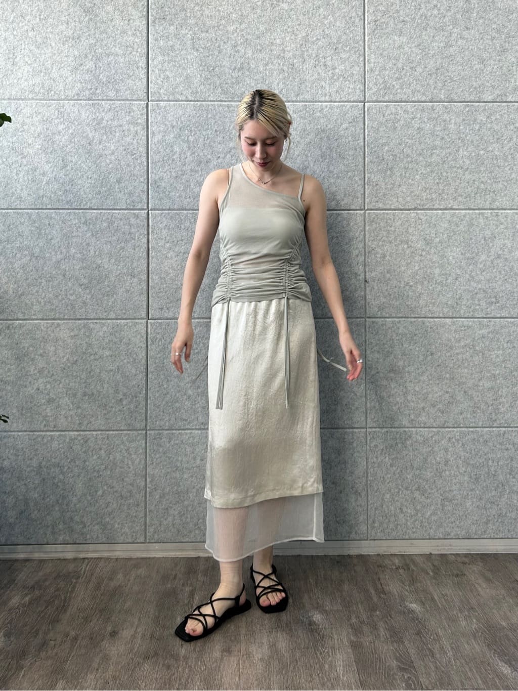 honoka Aさんの「CODE A｜asymmetry gather tank」を使ったコーディネート