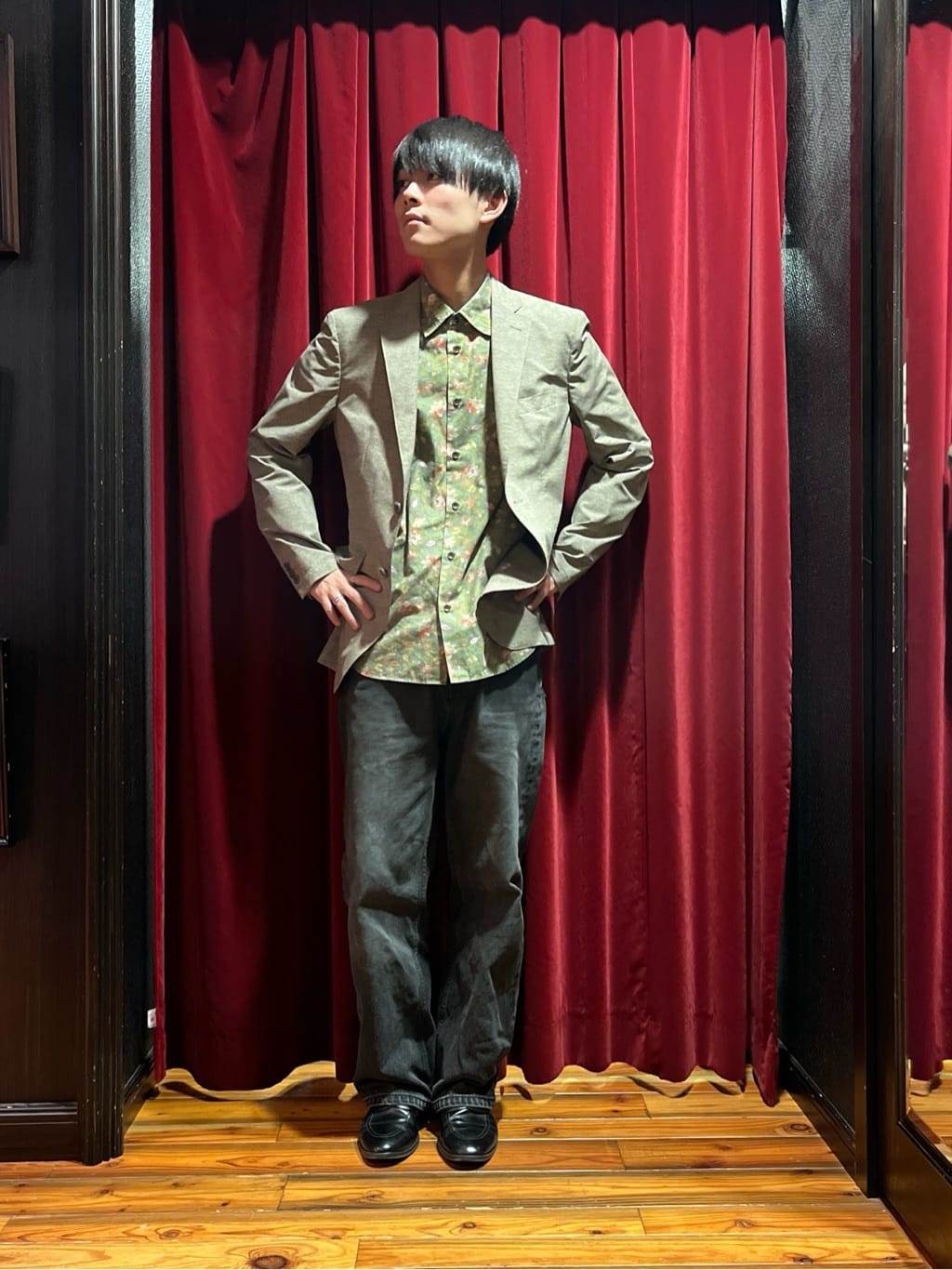 うっちーさんの「TAKEO KIKUCHI｜【抗菌防臭】COOL DOTS（R）ドビープリント ジャケット」を使ったコーディネート