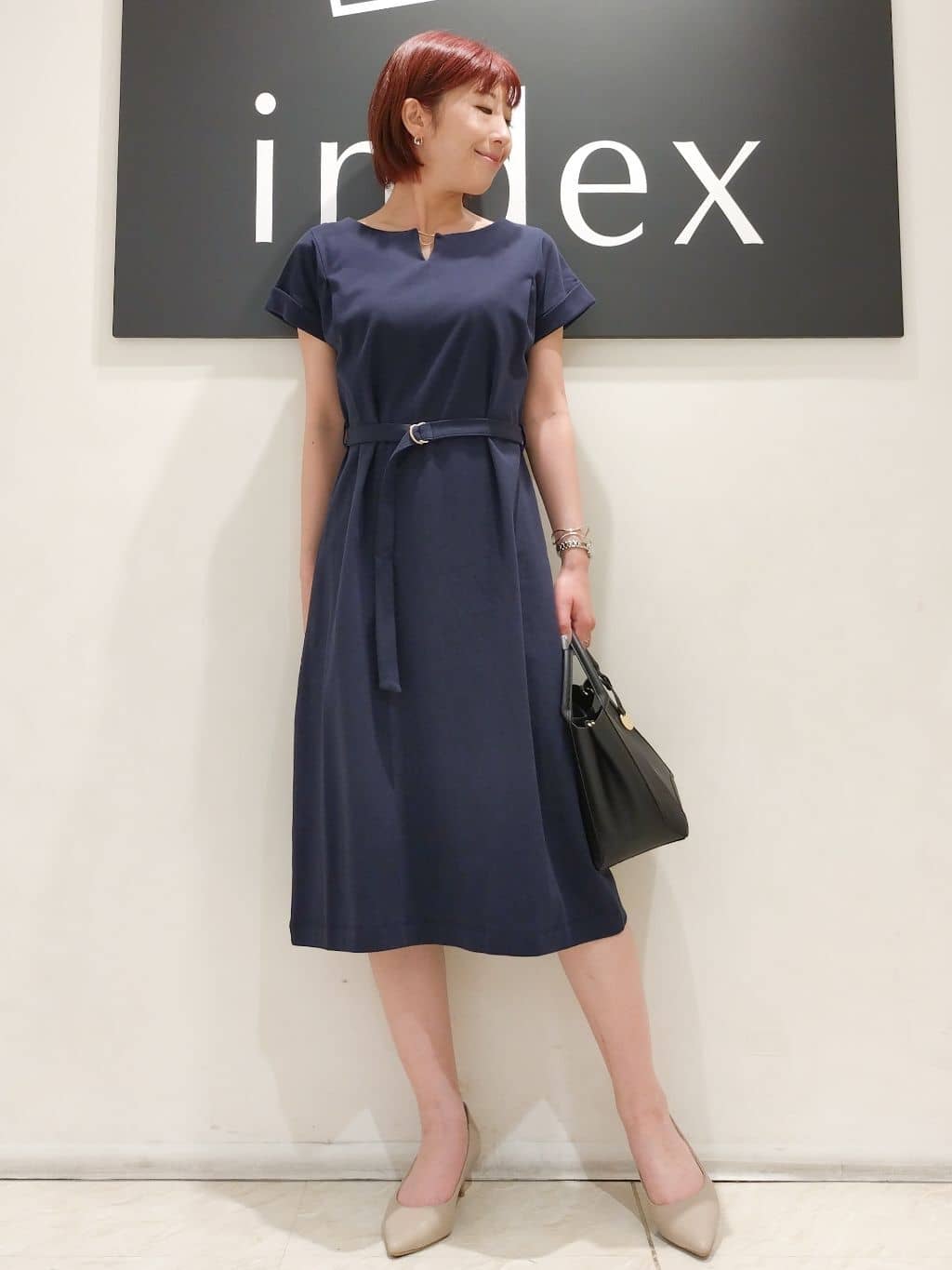 n.さんの「index｜◆《5色展開／XS-3Lサイズ》Iラインシルエットワンピース【UV／接触冷感／洗濯機洗い可】」を使ったコーディネート