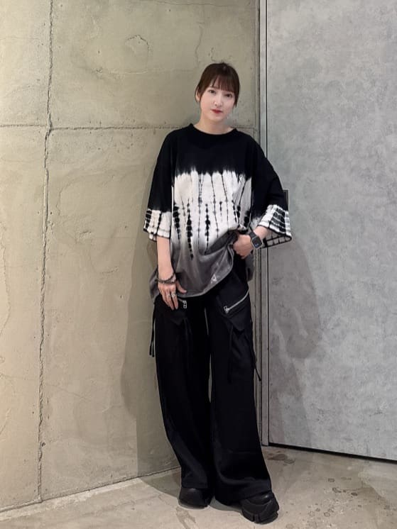 MIKAさんの「tk.TAKEO KIKUCHI｜◆AラインサイドZIPカーゴパンツ」を使ったコーディネート