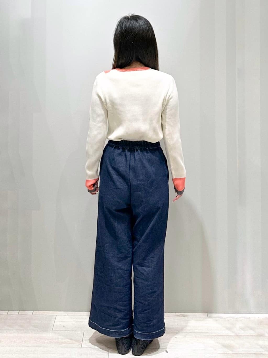 Iguさんの「THE SHOP TK｜◆配色リブニット【洗える】」を使ったコーディネート