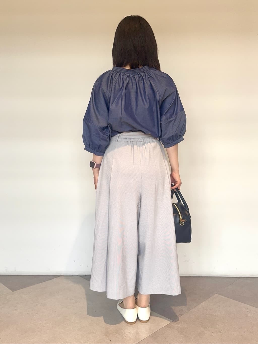 miさんの「grove｜◆サッシュベルトスカートライクパンツ」を使ったコーディネート