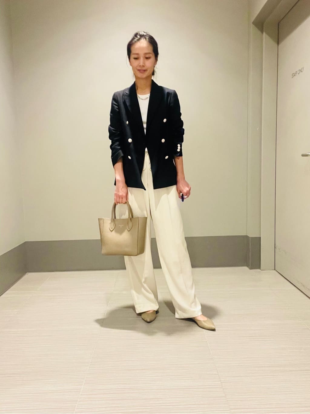 Annさんの「DRESSTERIOR｜【otonaMUSE5月号掲載/日本製】シュリンクレザーミニトート」を使ったコーディネート