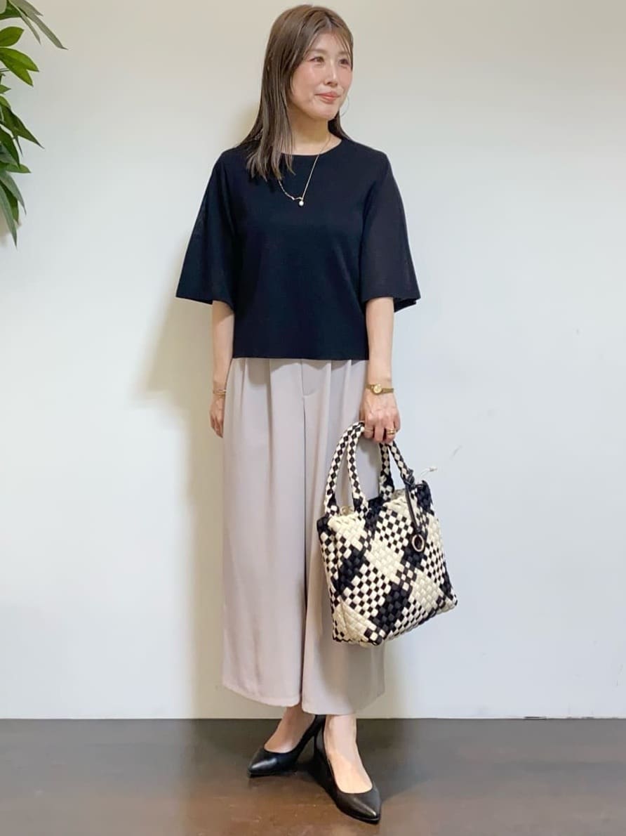 tomoさんの「UNTITLED｜【日本製・本革】Comfit Dresser Pumps（コンフィットドレッサーパンプス）」を使ったコーディネート