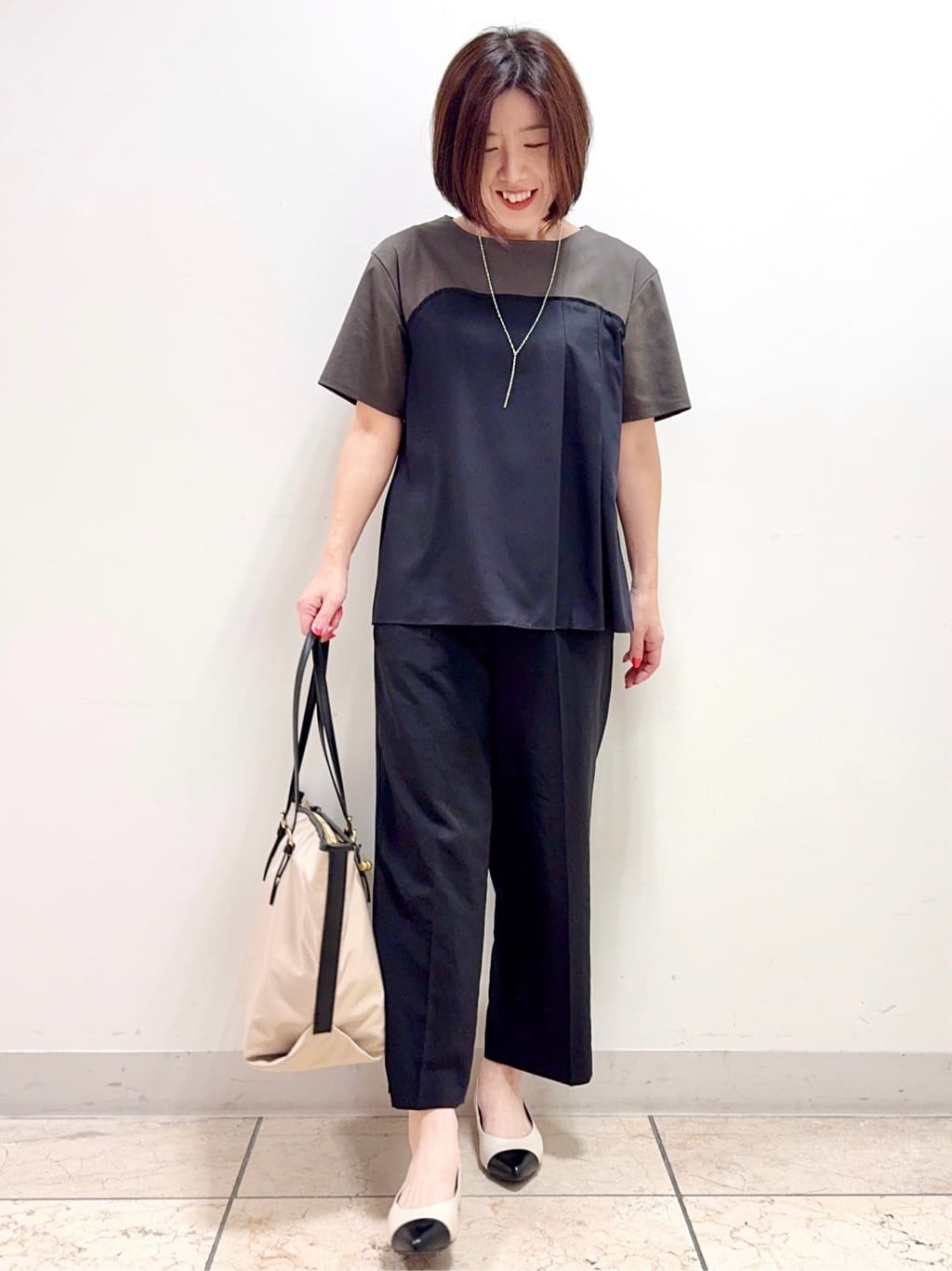 kaeさんの「Reflect｜◆【マシンウォッシュ可能】レイヤード風ジャージブラウス」を使ったコーディネート