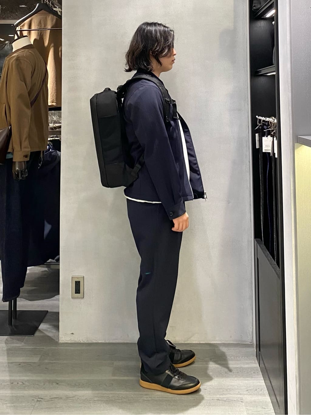 nishiさんの「TAKEO KIKUCHI｜【抗菌防臭／5サイズ展開】ハイゲージポンチ Tシャツ」を使ったコーディネート