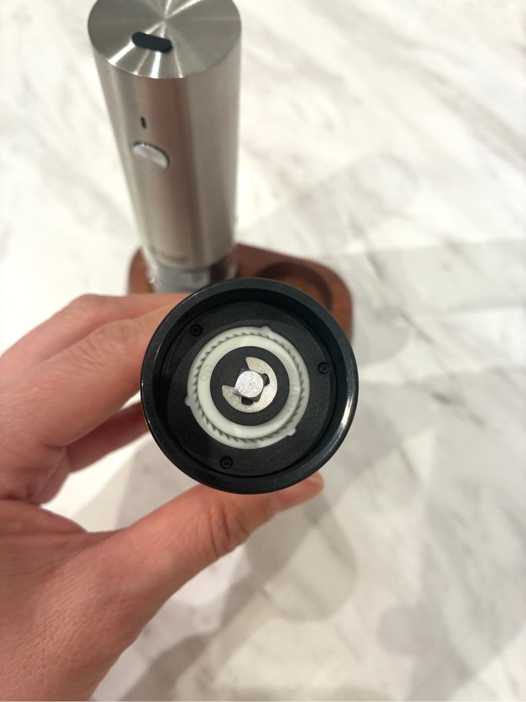 htm.さんの「212 KITCHEN STORE｜充電式ミル ソルト＆ペッパーミニ SV 2本セット ＜Russell Hobbs ラッセルホブス＞」を使ったコーディネート