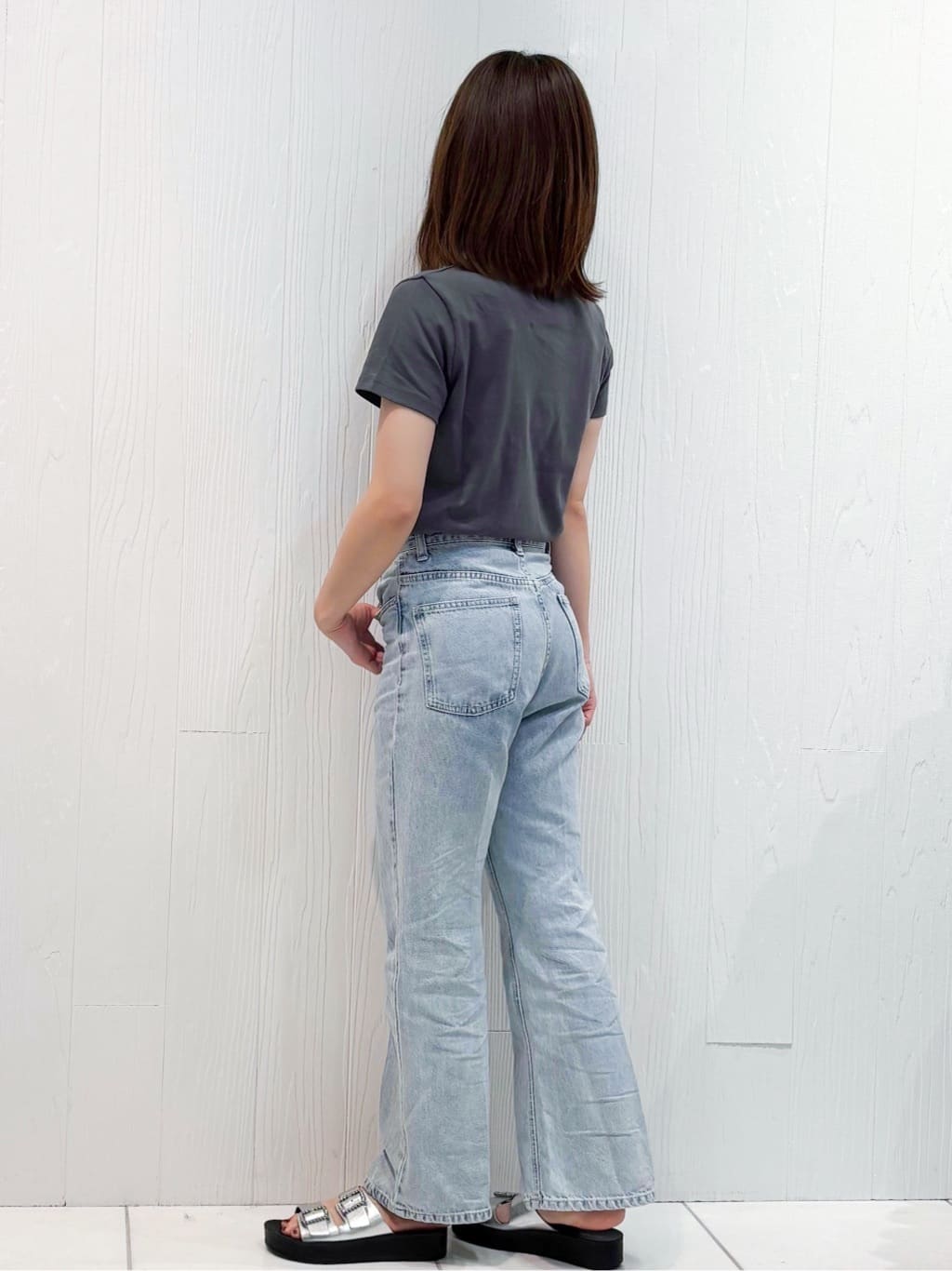 mさんの「index｜《丈が選べる》ストレートデニムパンツ【洗濯機洗い可】」を使ったコーディネート