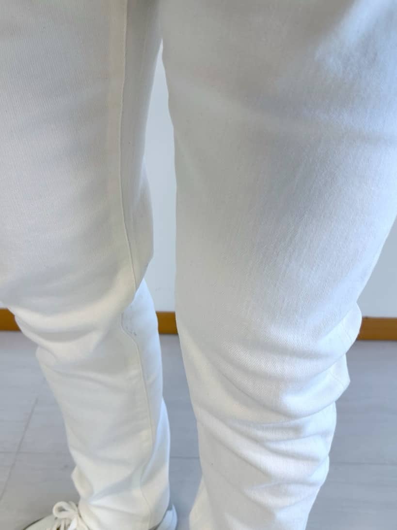 イッシーさんの「TAKEO KIKUCHI｜【Sサイズ～】ストレッチ デニム パンツ」を使ったコーディネート