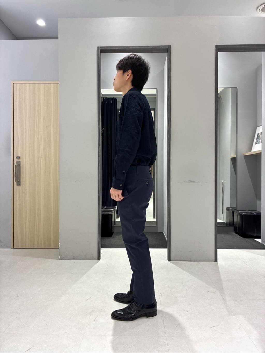 わいずみさんの「TAKEO KIKUCHI｜【抗菌防臭】COOL DOTS（R）ドビープリント ジャケット」を使ったコーディネート