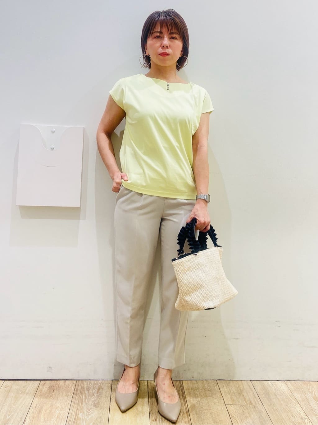 YUKOさんの「index｜ストレッチテーパードパンツ【洗濯機洗い可／吸水速乾／防シワ】」を使ったコーディネート
