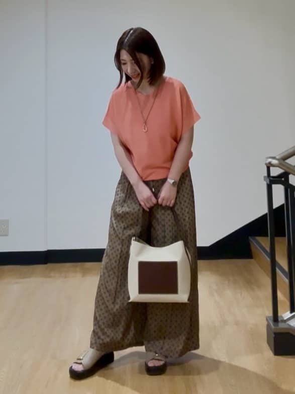MIKIKOさんの「UNTITLED｜◆【セットアップ可能/ウエストゴム】小紋柄パンツ」を使ったコーディネート