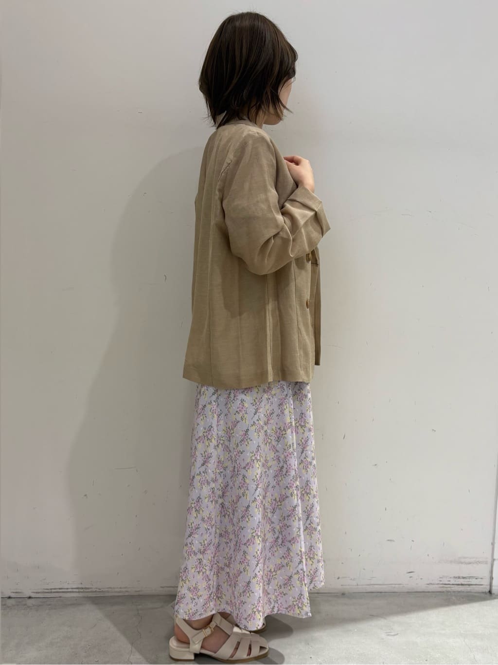 hさんの「OPAQUE.CLIP｜麻調シアーダブルブレストテーラードジャケット【洗濯機洗い可】」を使ったコーディネート