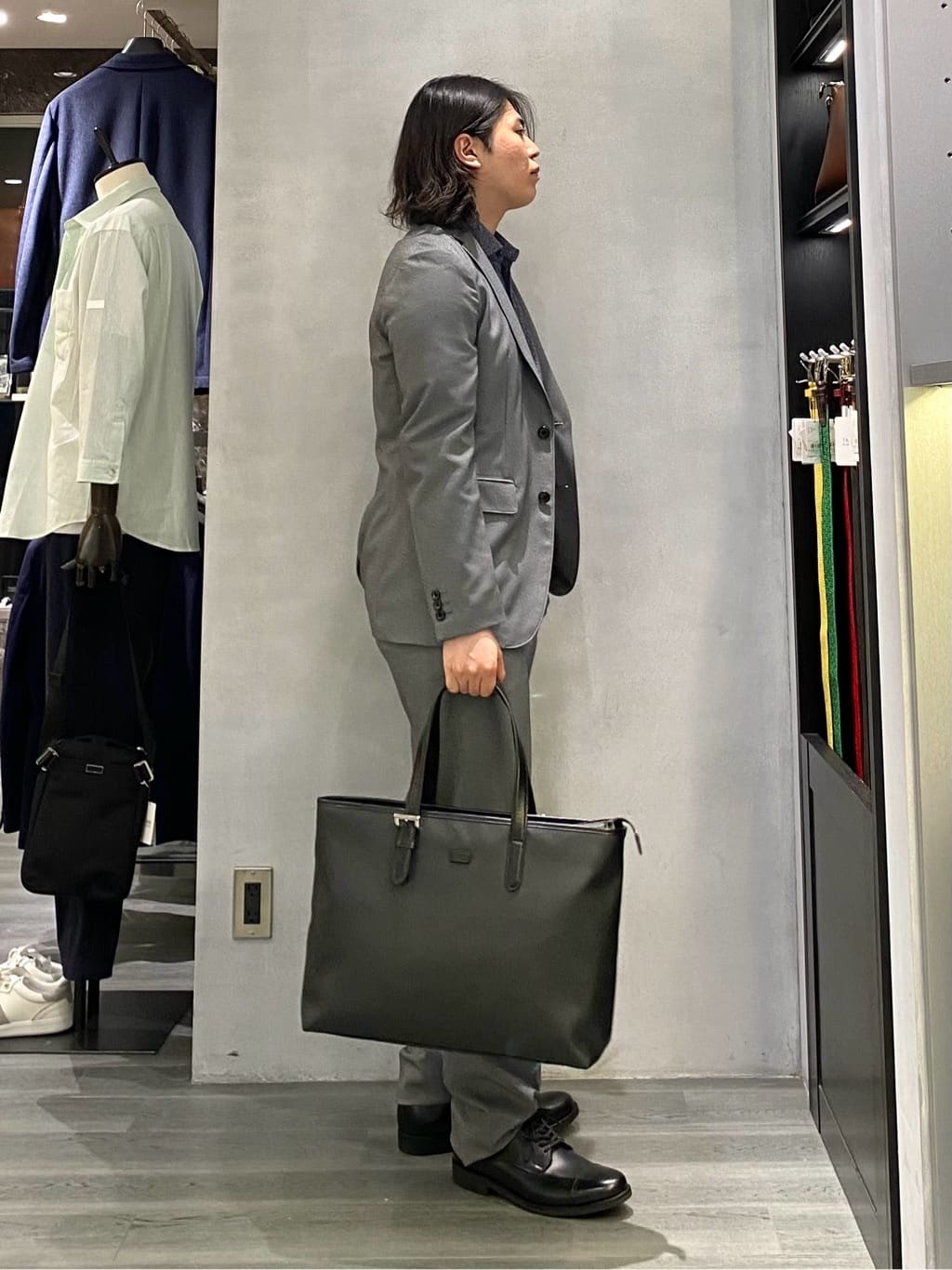 nishiさんの「TAKEO KIKUCHI｜コーデュラ（R） コーティング トートバッグ」を使ったコーディネート