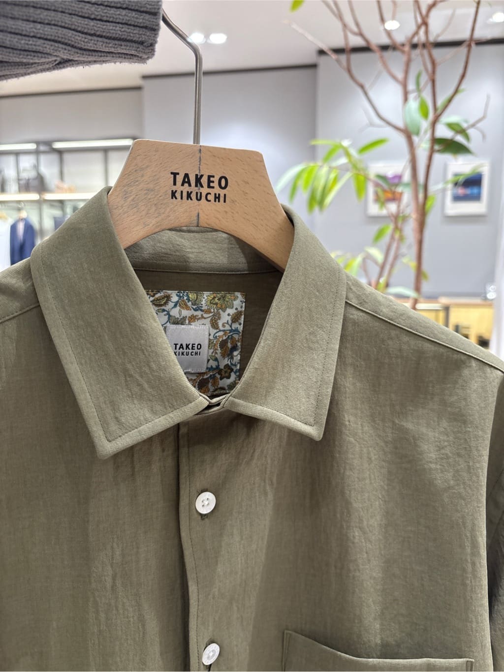 よぴさんの「TAKEO KIKUCHI｜フルベジタンニンレザー バックパック」を使ったコーディネート
