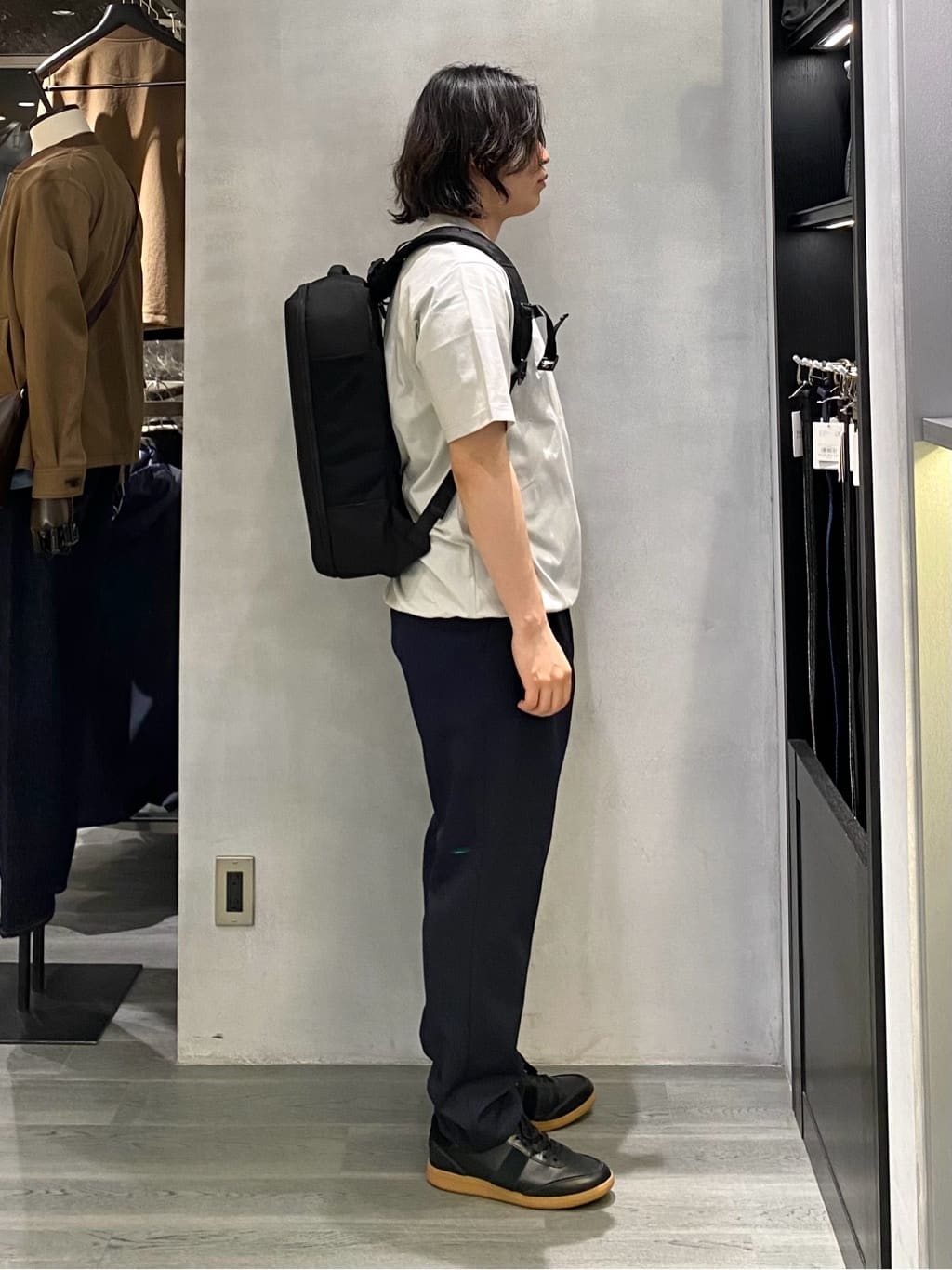 nishiさんの「TAKEO KIKUCHI｜【抗菌防臭／5サイズ展開】ハイゲージポンチ Tシャツ」を使ったコーディネート
