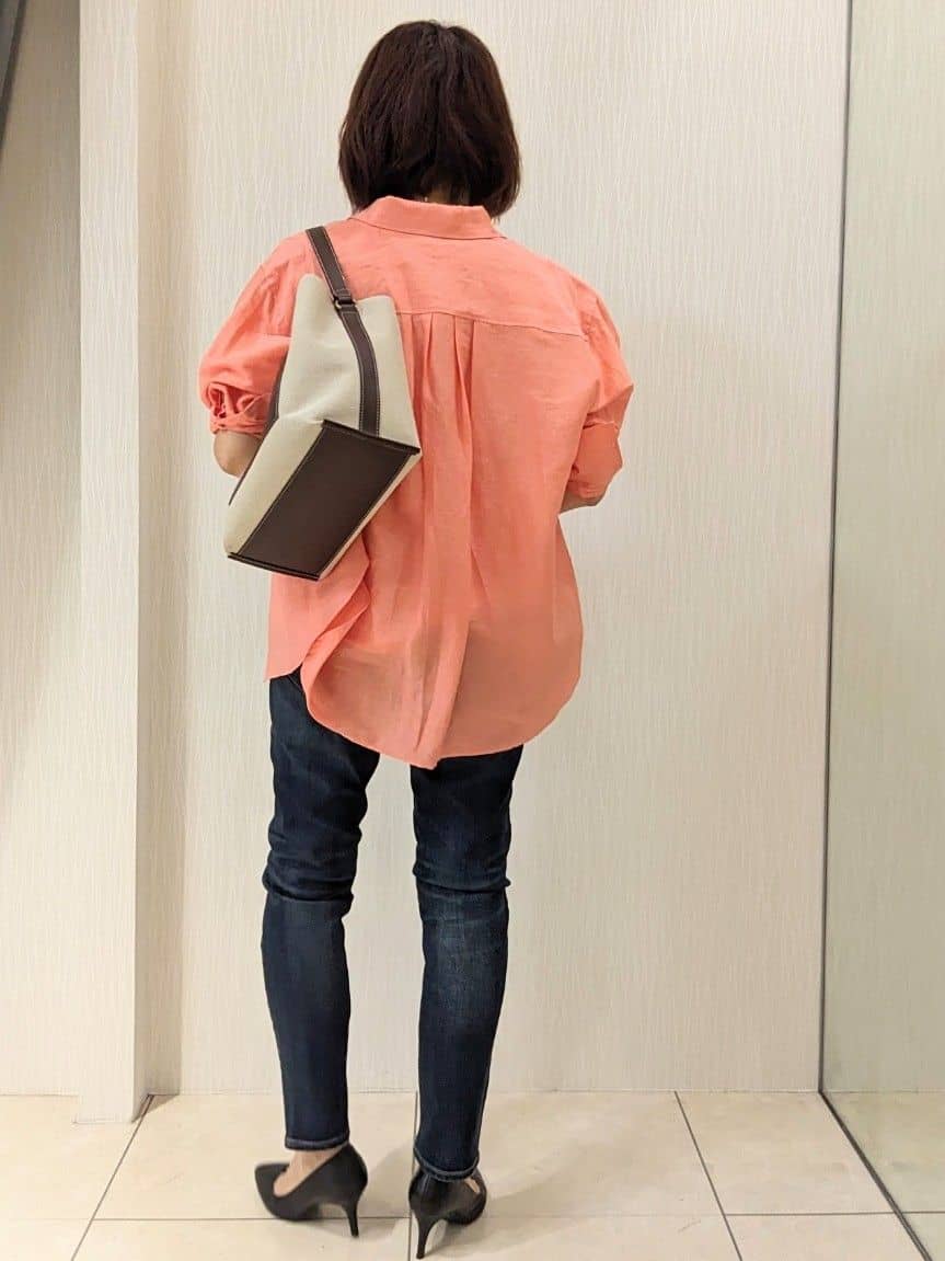u-macoさんの「UNTITLED｜【Healthy DENIM&times;UNTITLED】別注 R Mrytle（リマートル）テーパードデニム」を使ったコーディネート